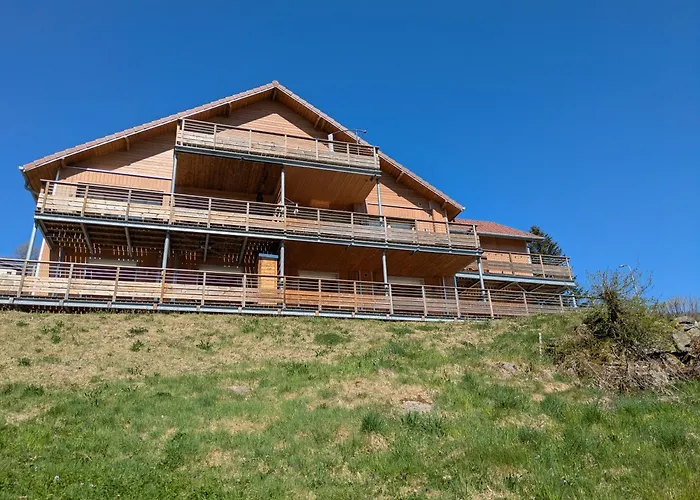 Апартаменты Mainou A Ла-Бресс